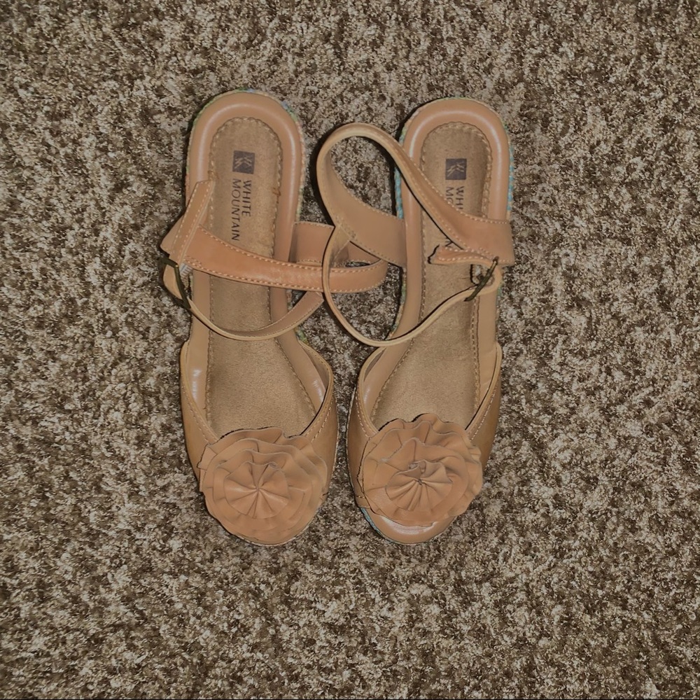 Women’s White Mountain Wedges (8 1/2 W)
